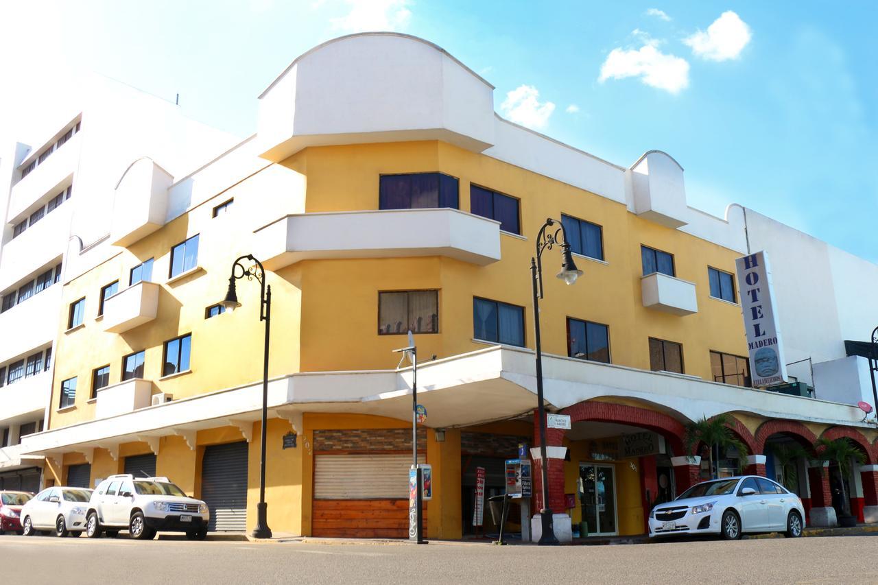 Hotel Madero 比亚埃尔莫萨 外观 照片